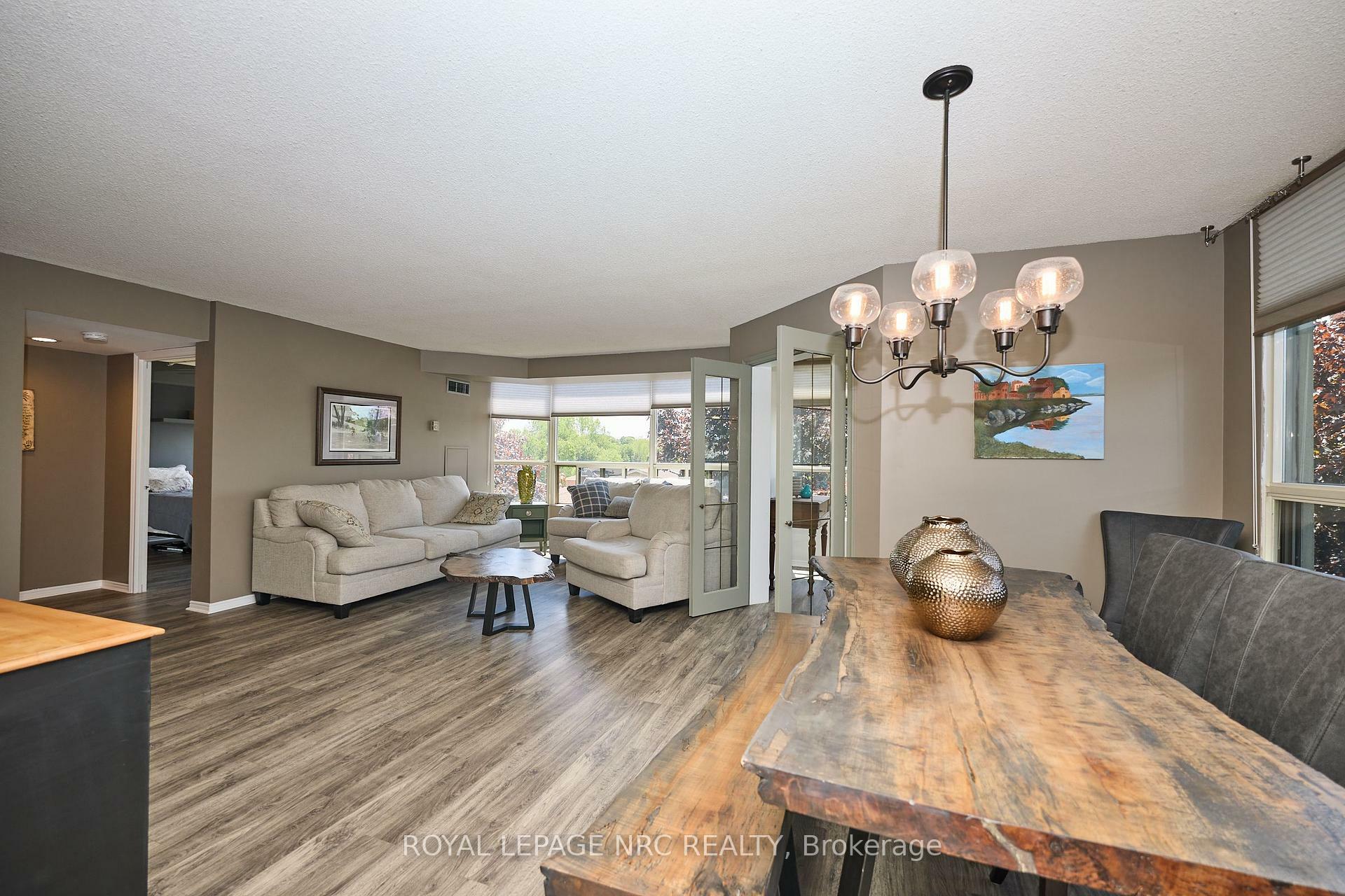 Property Photo: 5100 Dorchester Road 403 ON L2E 7H4