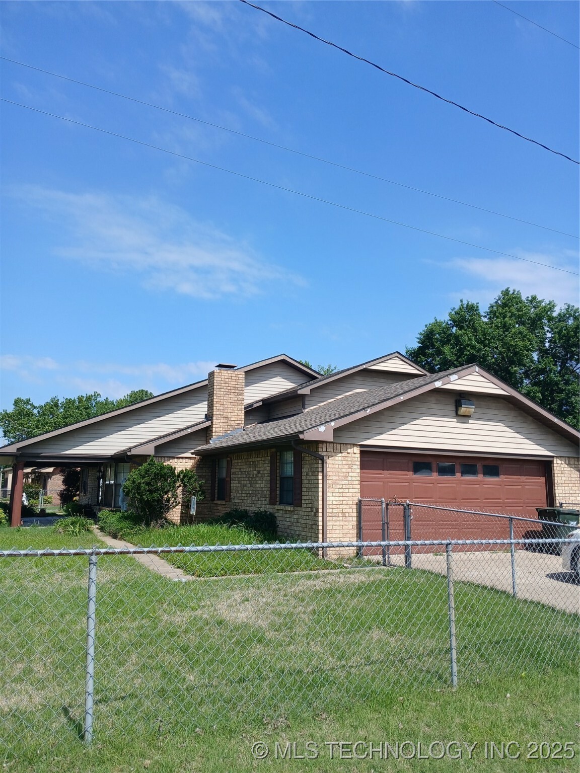 Property Photo: 715 Kiowa OK 74547