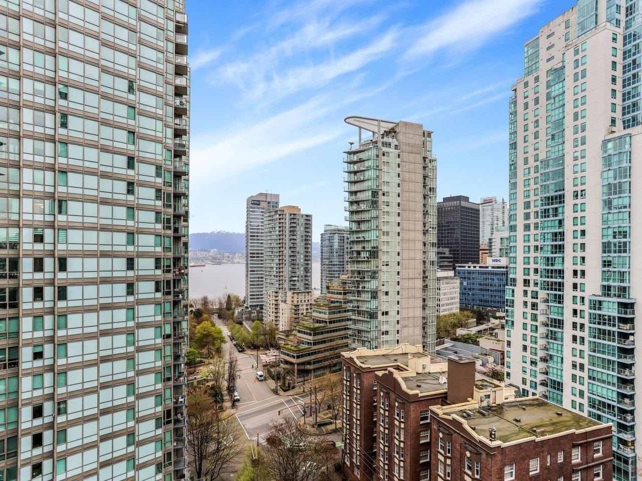 Photo de la propriété: 1331 W Georgia Street 1709 BC V6E 4P1