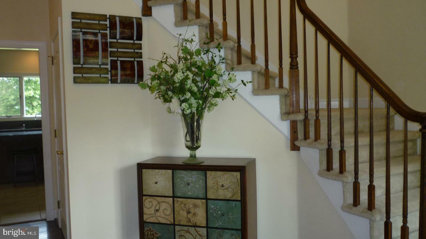 Property Photo:  3 Dickens Drive  NJ 08550 