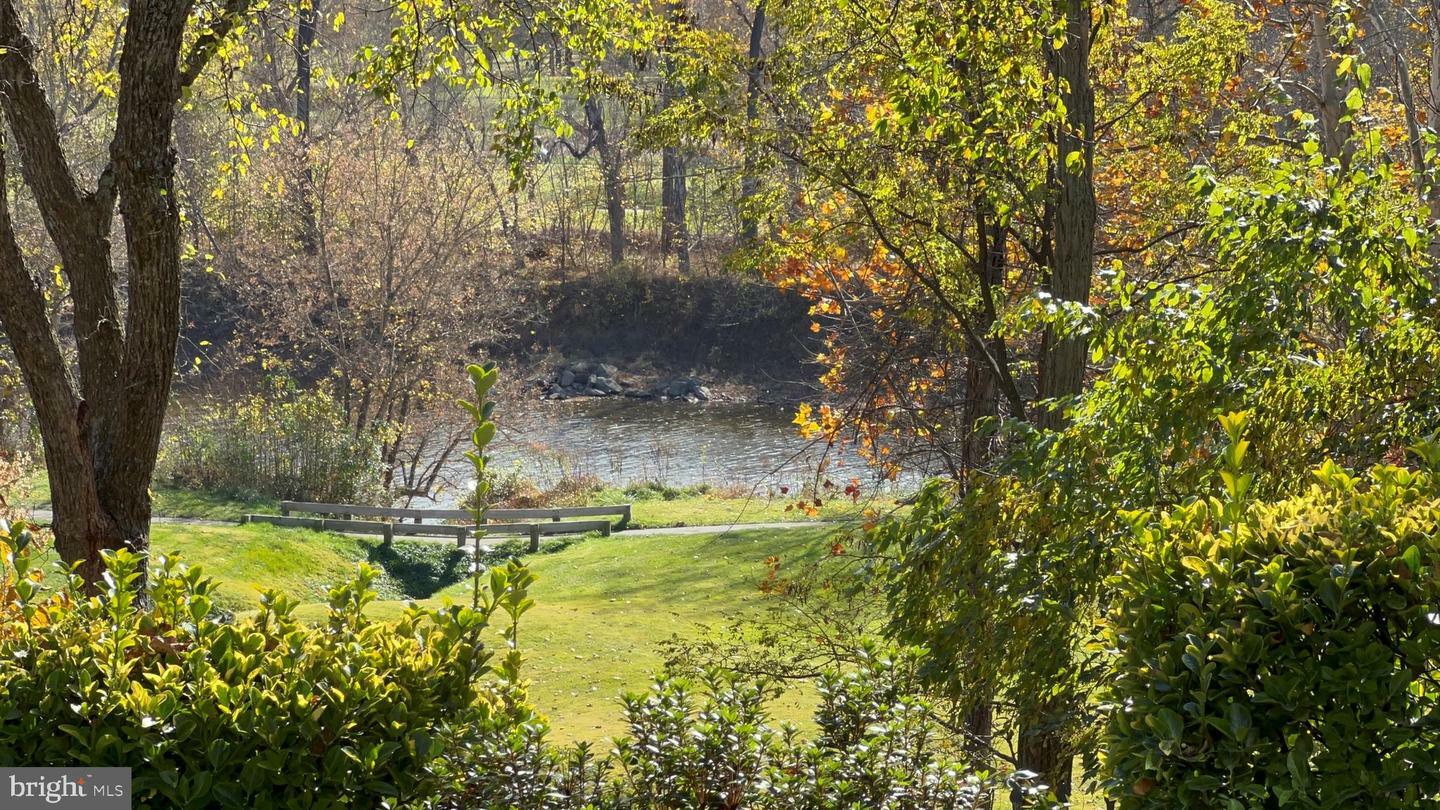 Property Photo: 43781 Bent Creek Terrace VA 20176