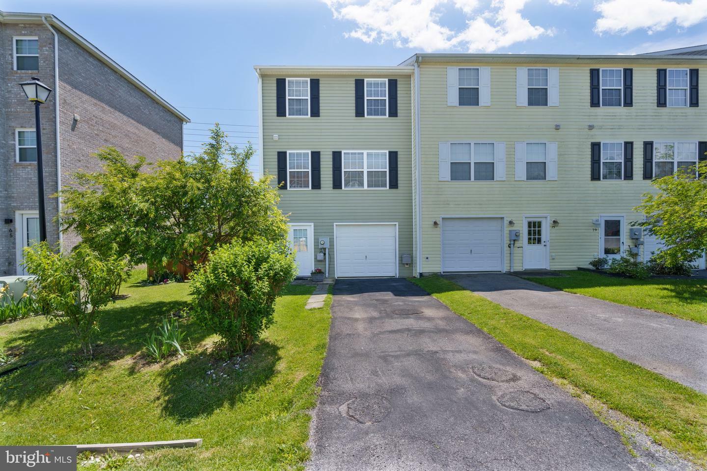 Property Photo: 71 Foal Lane WV 25405