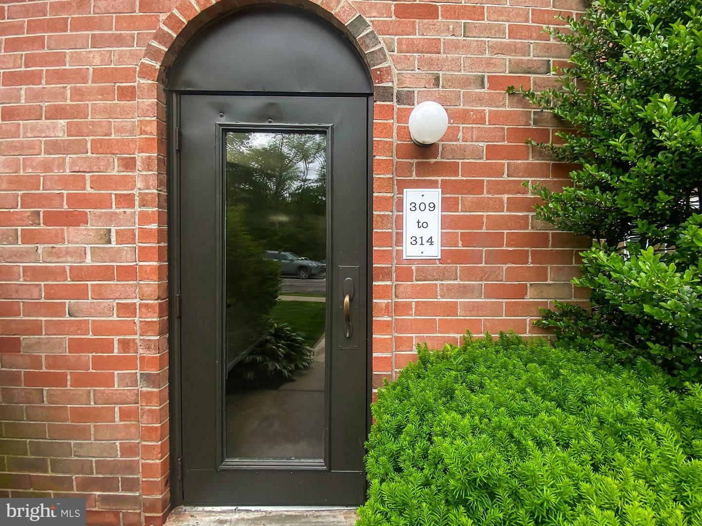Property Photo: 4000 Gypsy Lane 314 PA 19129