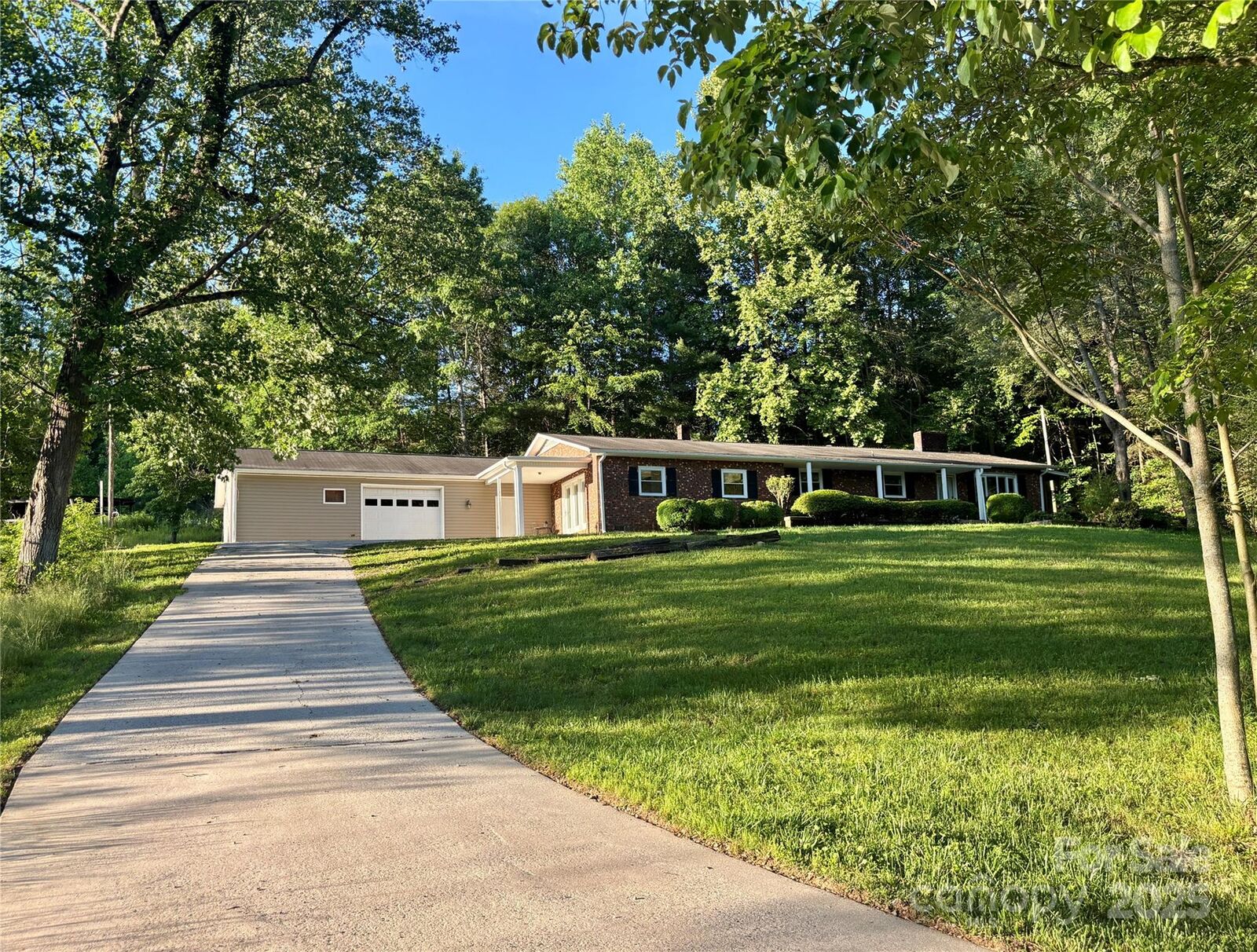 Property Photo:  2130 Vashti Road  NC 28681 