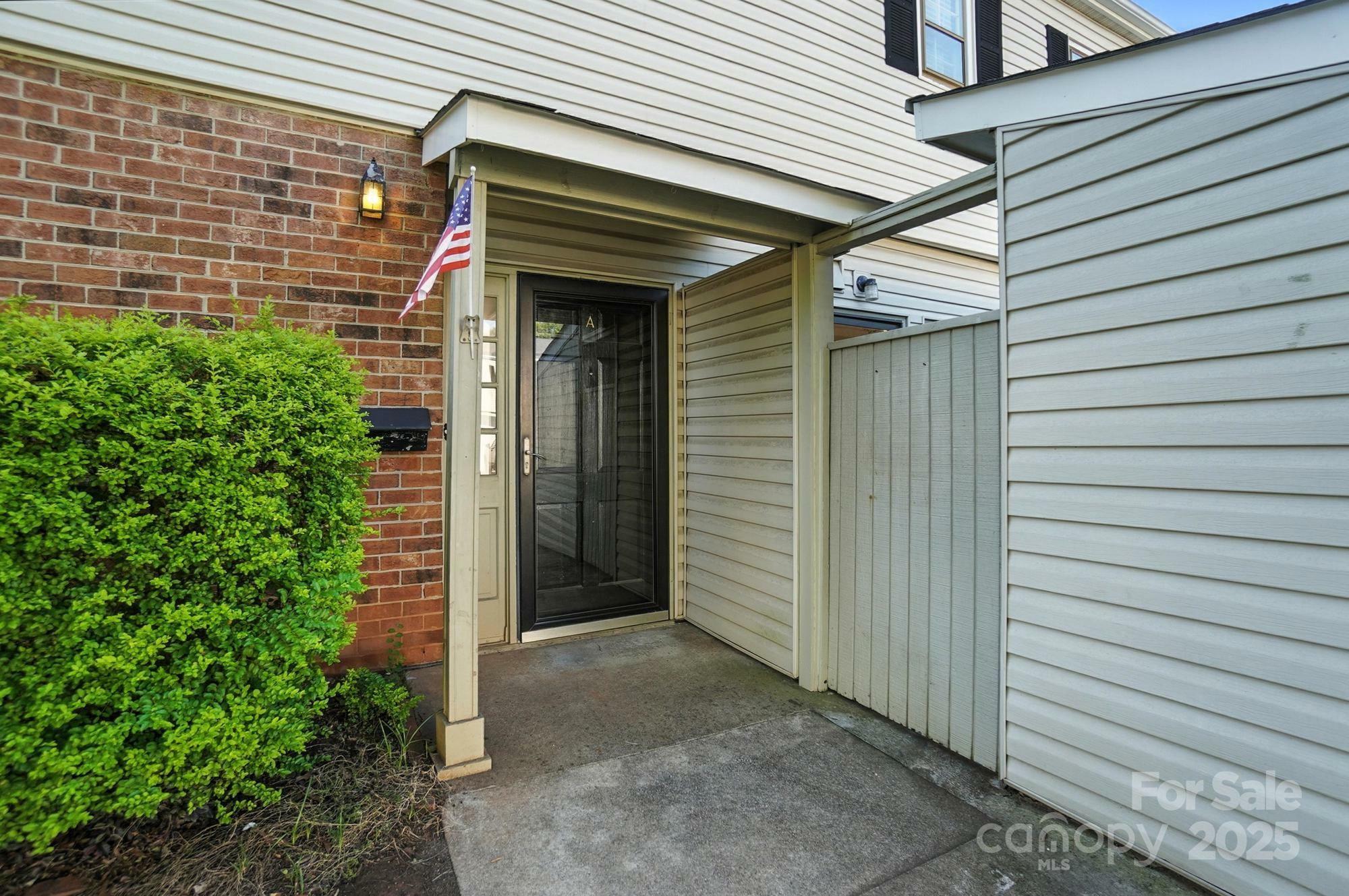 5947 Quail Hollow Road A  Charlotte NC 28210 photo