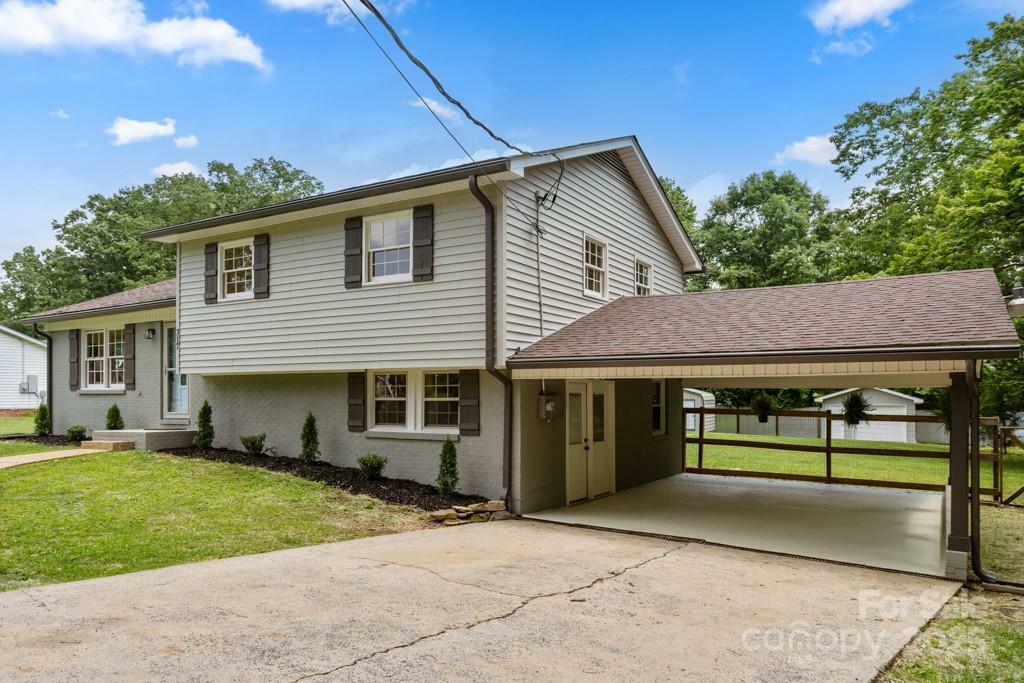 Property Photo: 317 Benbow Drive NC 27018