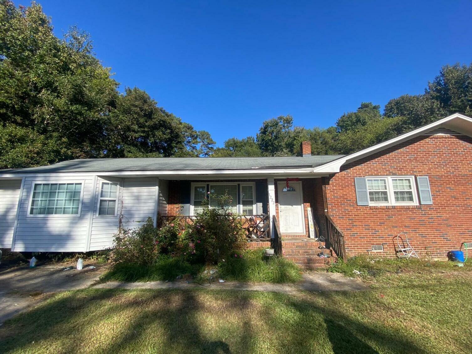 Property Photo:  1222 Manorway Drive  SC 29501 