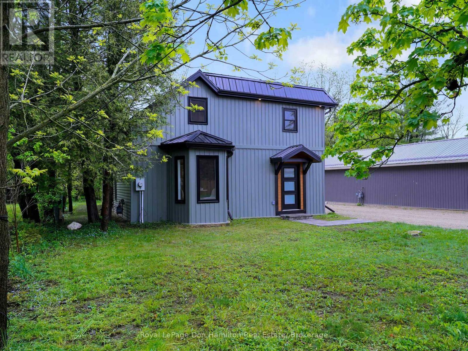 Property Photo: 74 Victoria Street West ON N0G 2W0