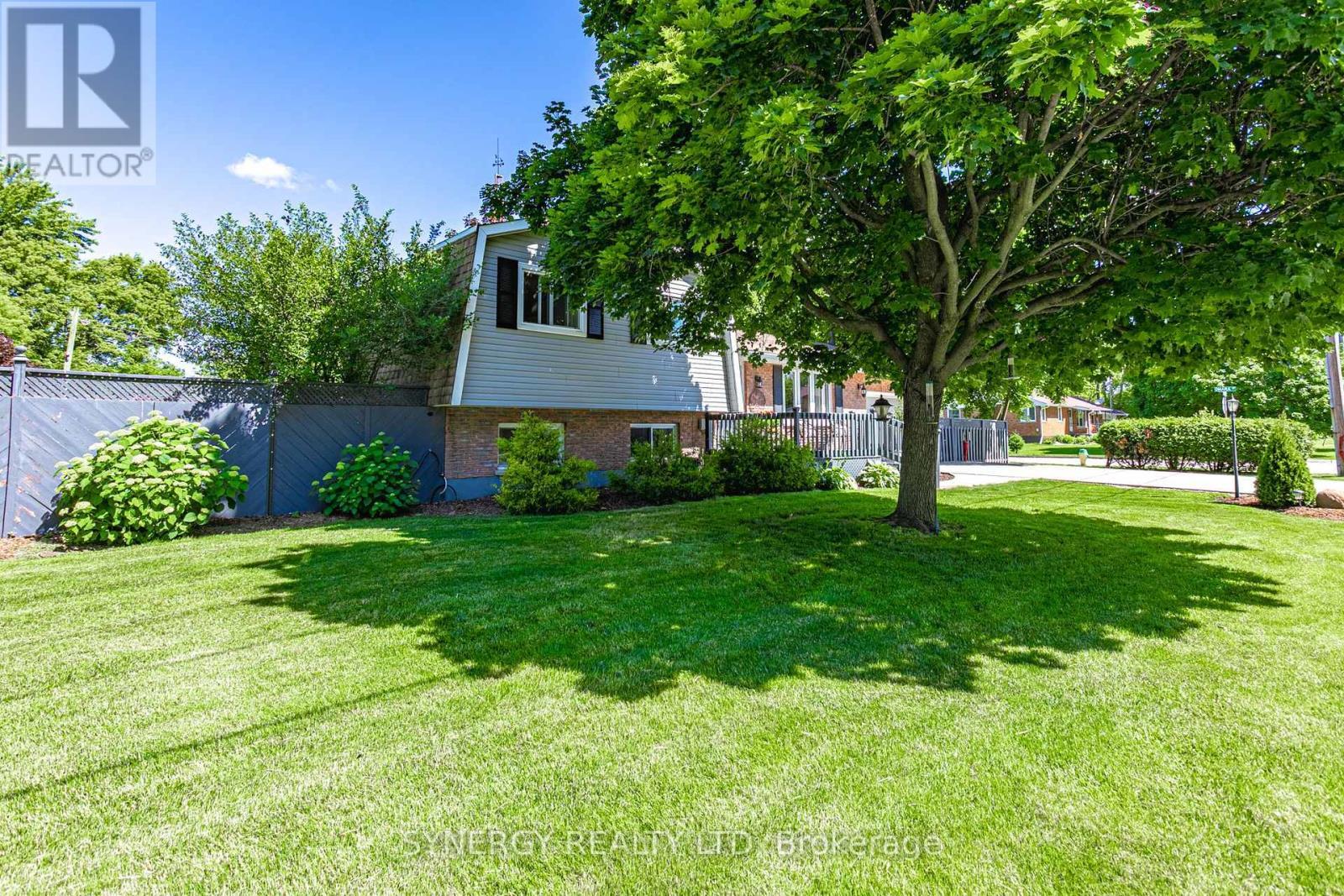Property Photo: 154 Water Street ON N0L 1M0