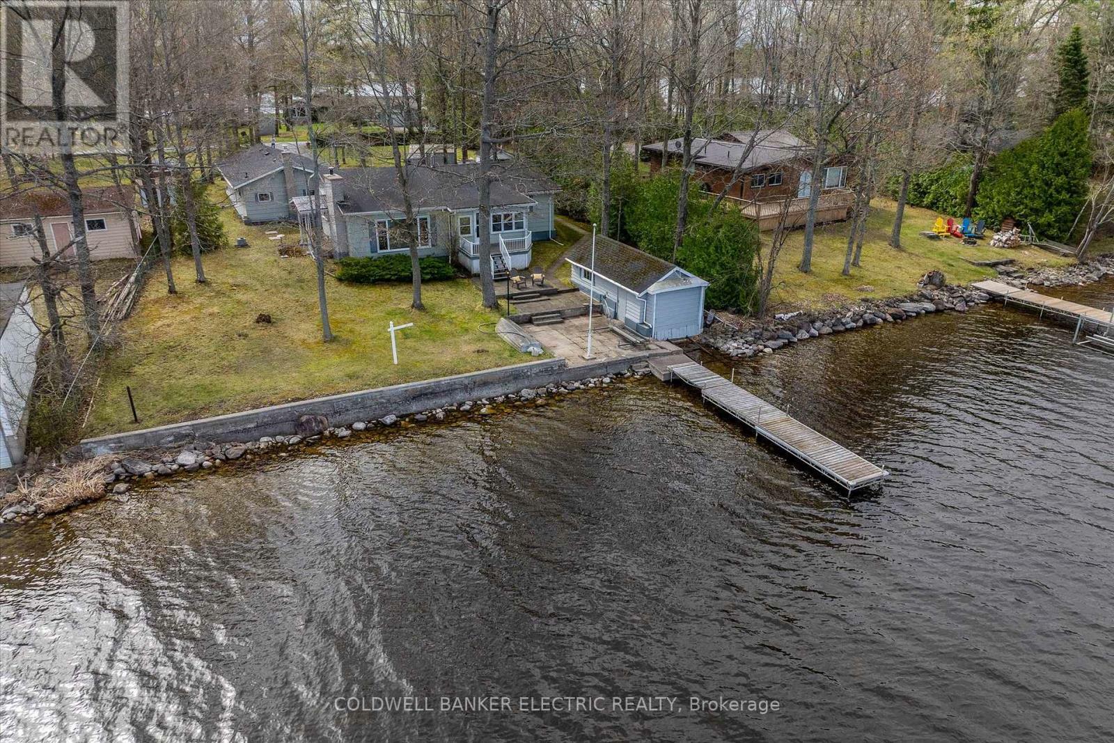 Property Photo:  318 Fothergill Isle  ON K9J 6X2 