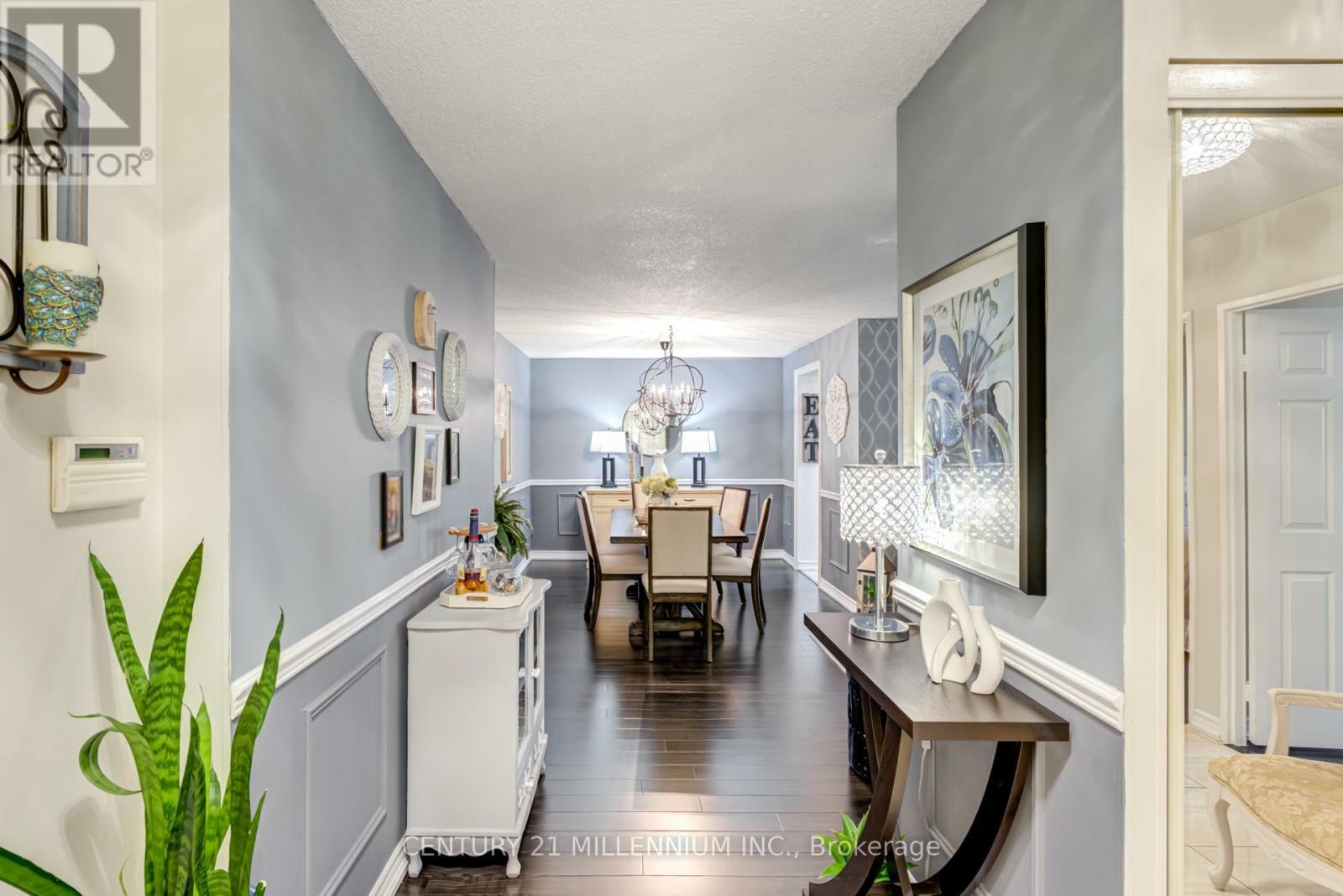 Property Photo: 20 Cherrytree Drive 305 ON L6Y 3V1