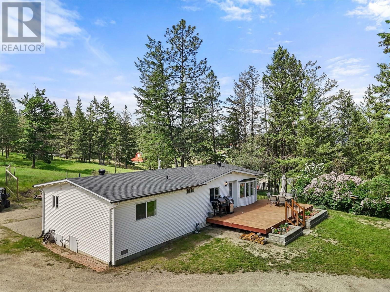 Property Photo: 1734 Laveau Road BC V0E 2P0