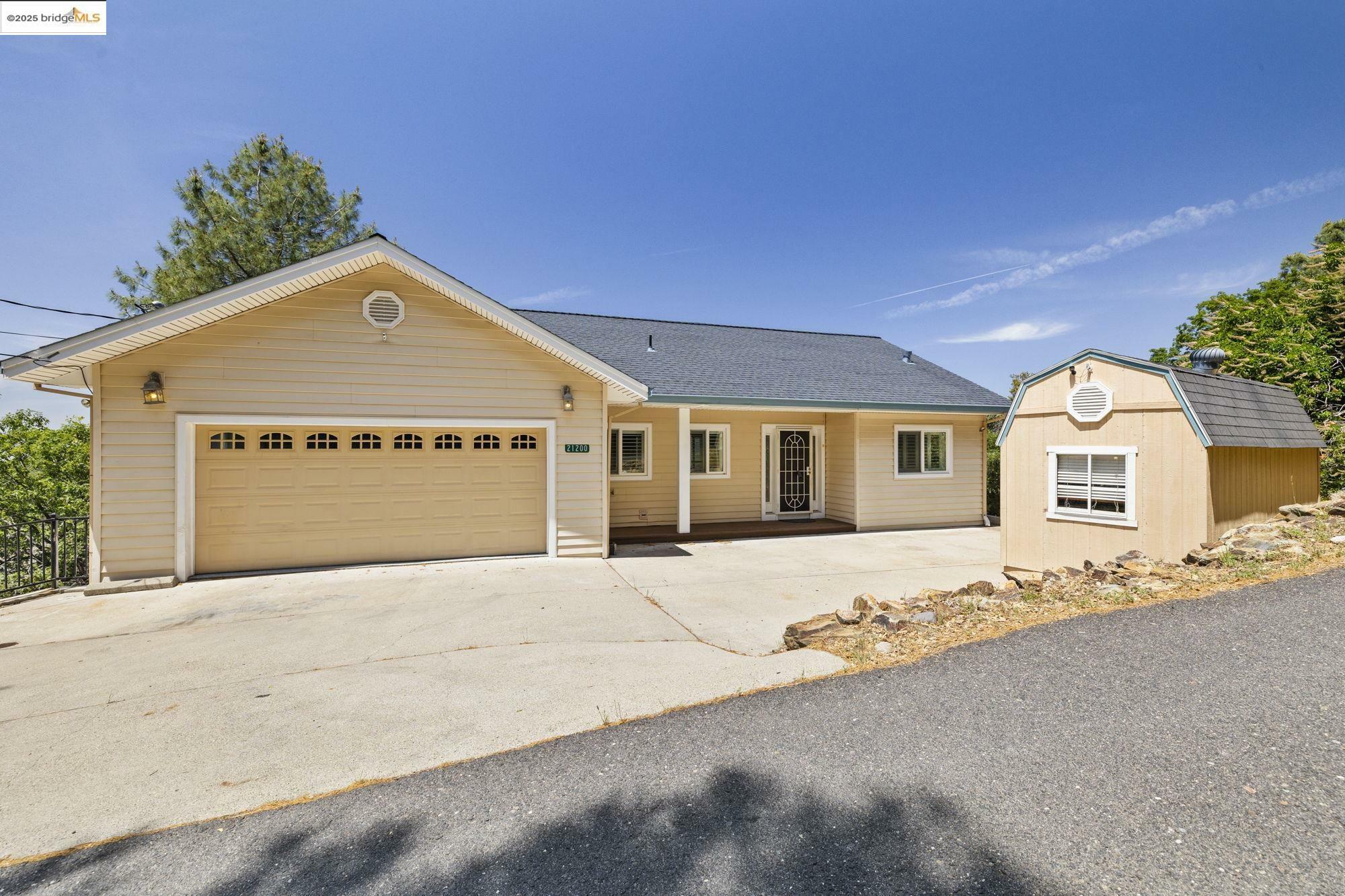 Property Photo: 21200 Oman Dr CA 95372