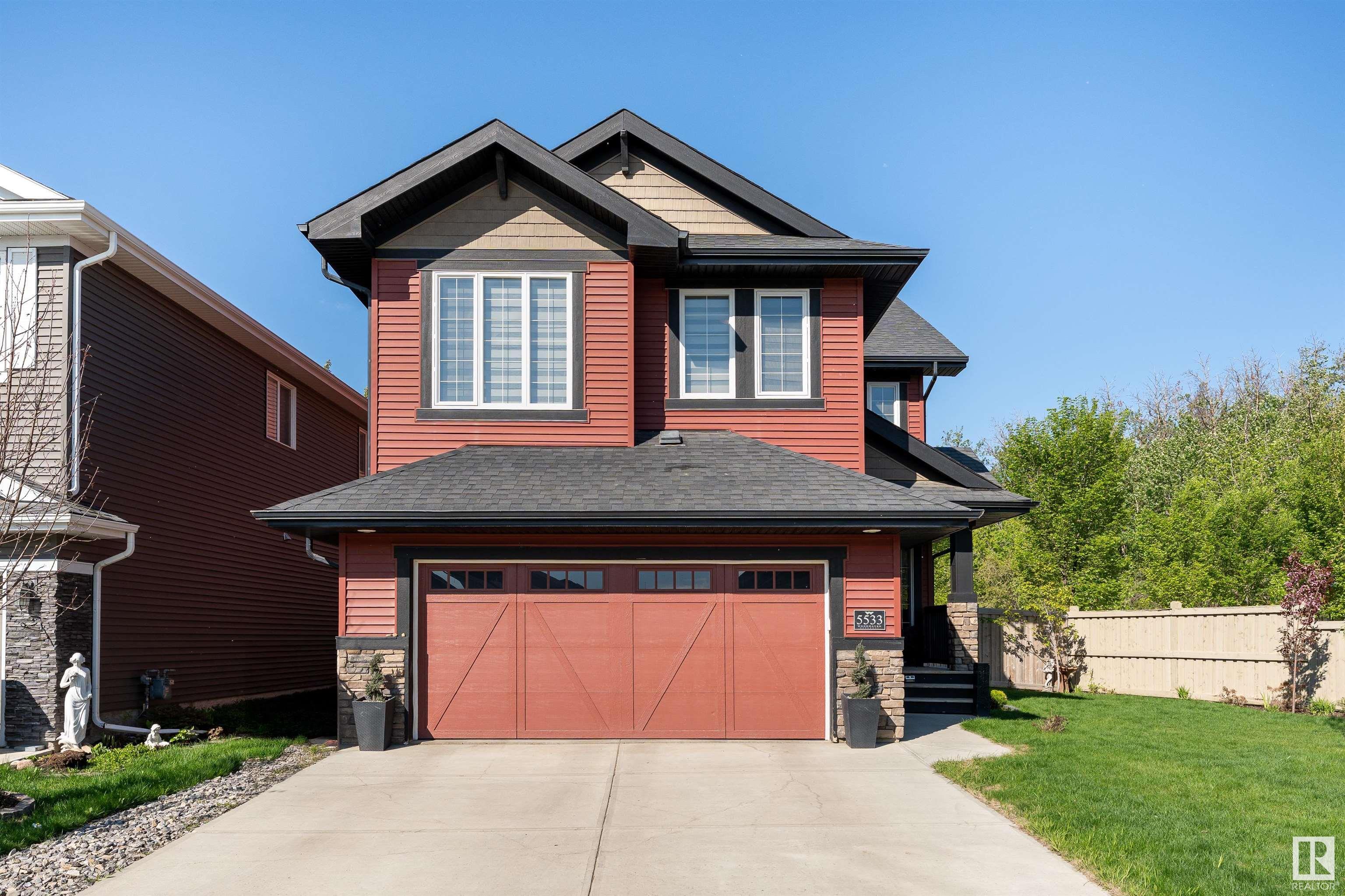 Photo de la propriété:  5533 Edworthy Way NW  AB T6M 0N8 
