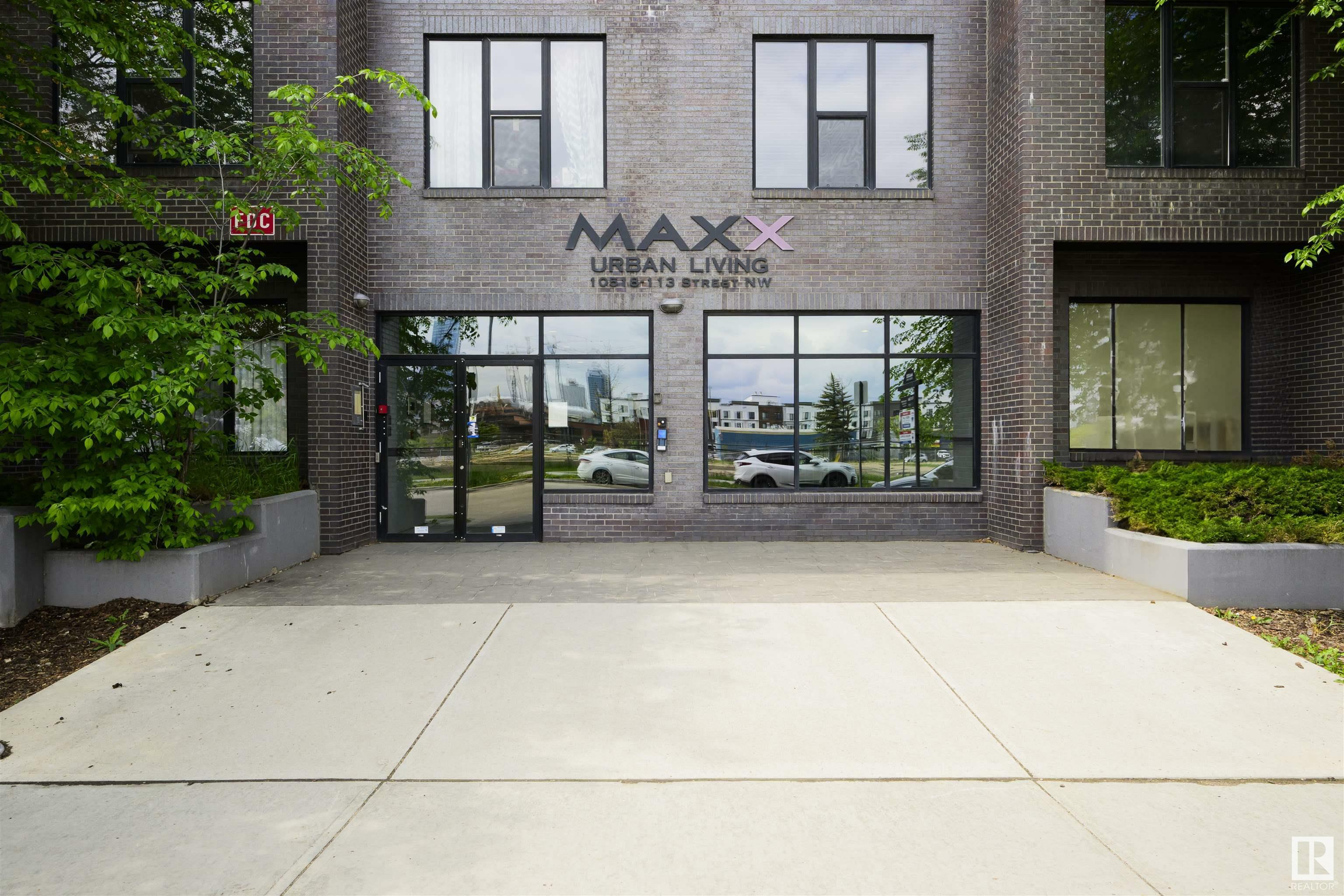 Property Photo: 10518 113 Street NW 302 AB T5H 0C6