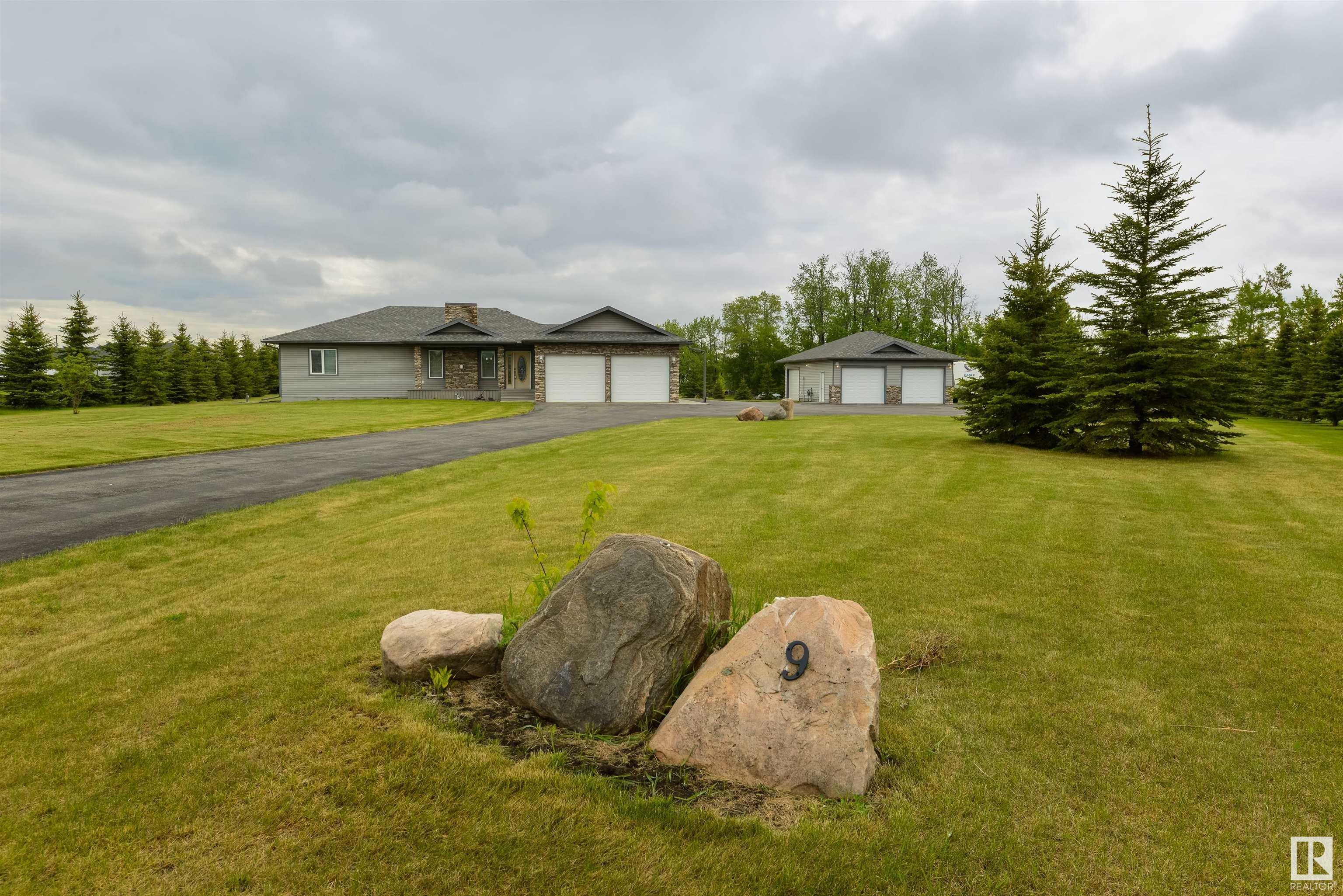 53319 Rge Road 275 9  Rural Parkland County AB T7X 3T2 photo