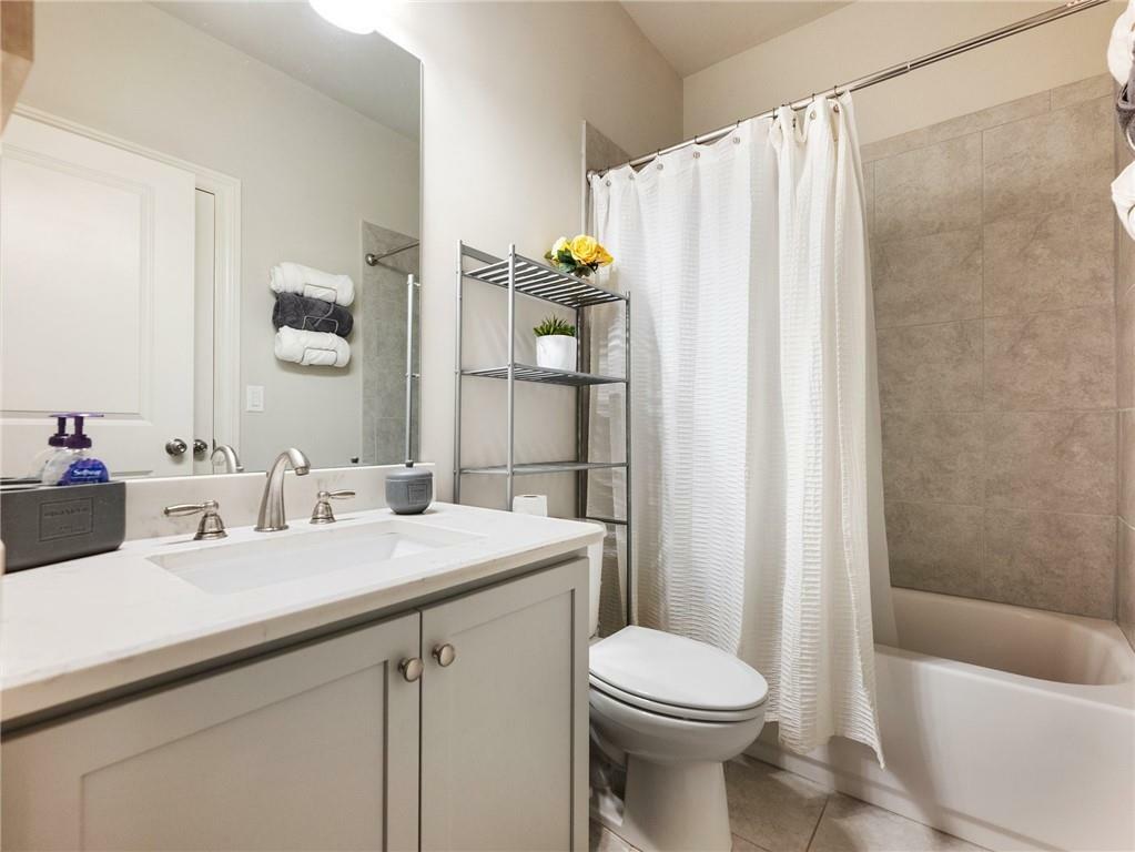 Property Photo: 2506 Skyland Drive NE 17 GA 30319