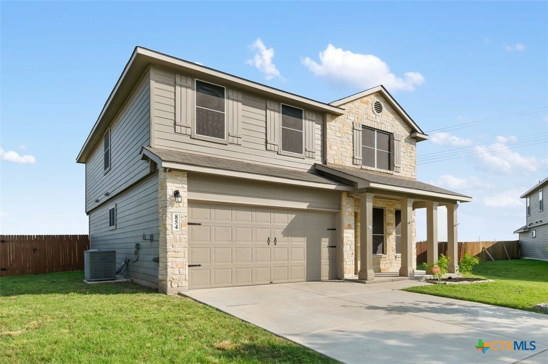 Property Photo: 854 Pumpkin Ridge TX 78130