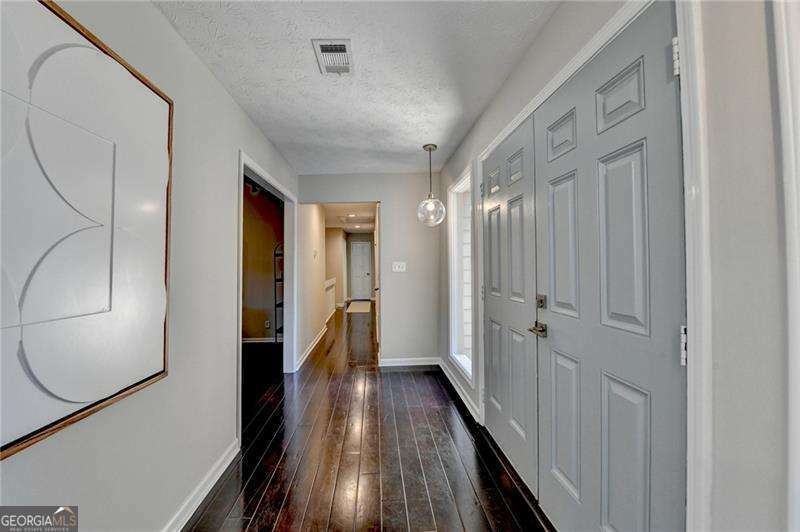 Property Photo: 3070 Ascot Lane GA 30076