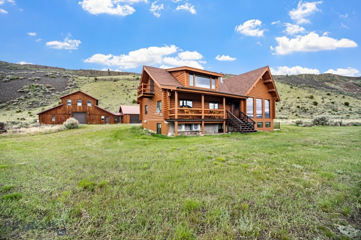 Property Photo: 198 E River Road MT 59027