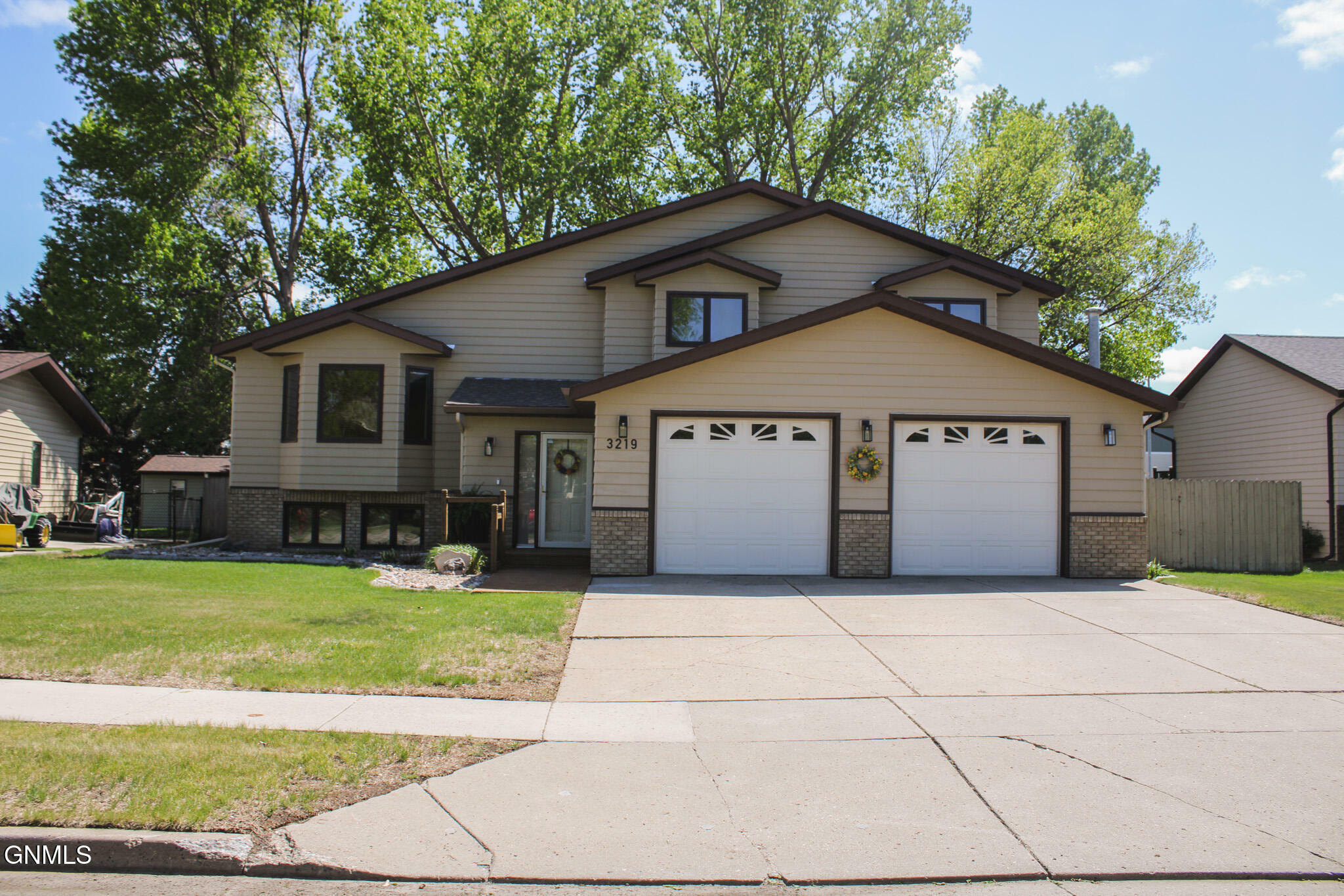 3219 Devon Drive  Bismarck ND 58504 photo