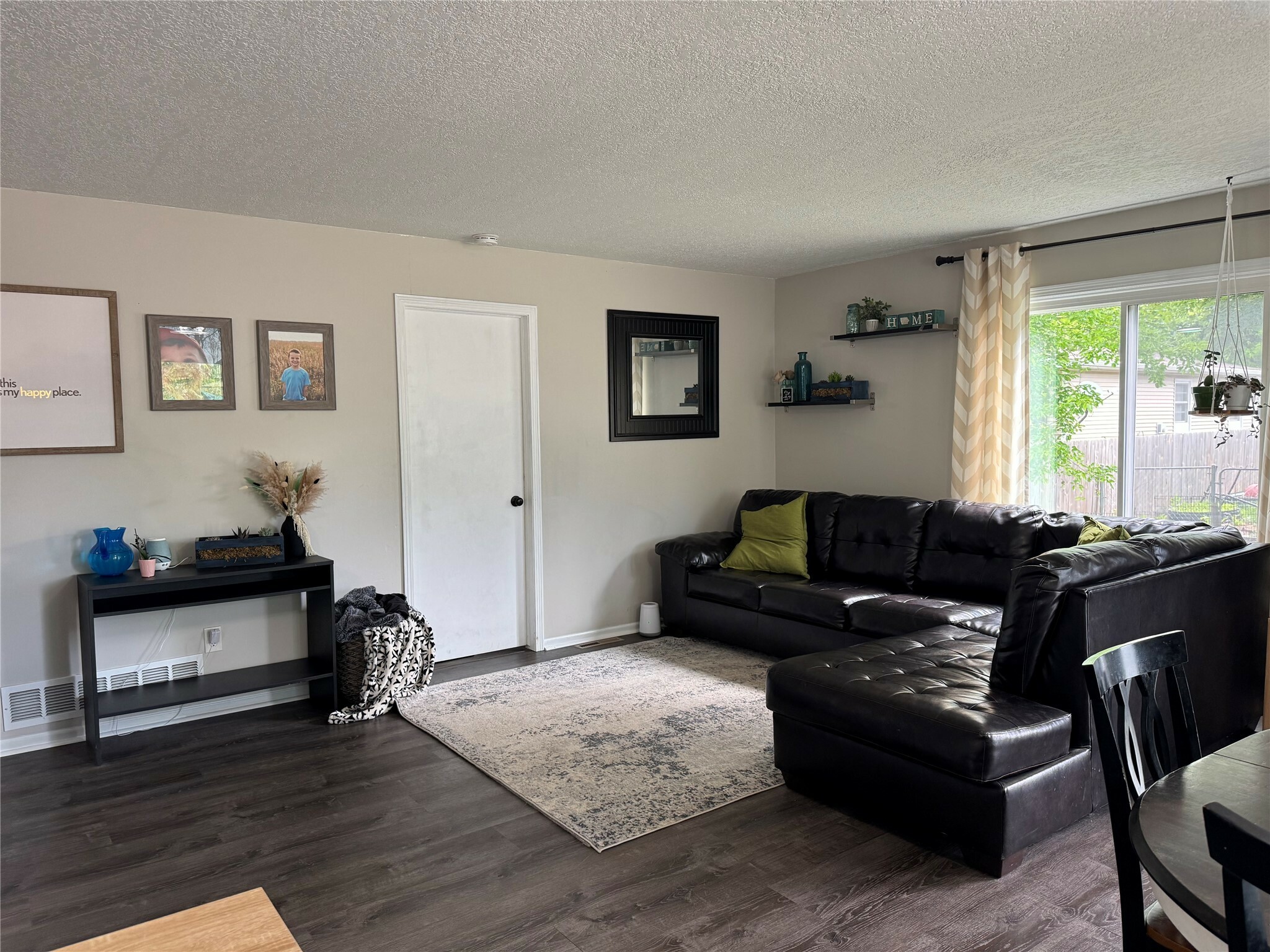 Property Photo: 2520 NW 14th Street IA 50023