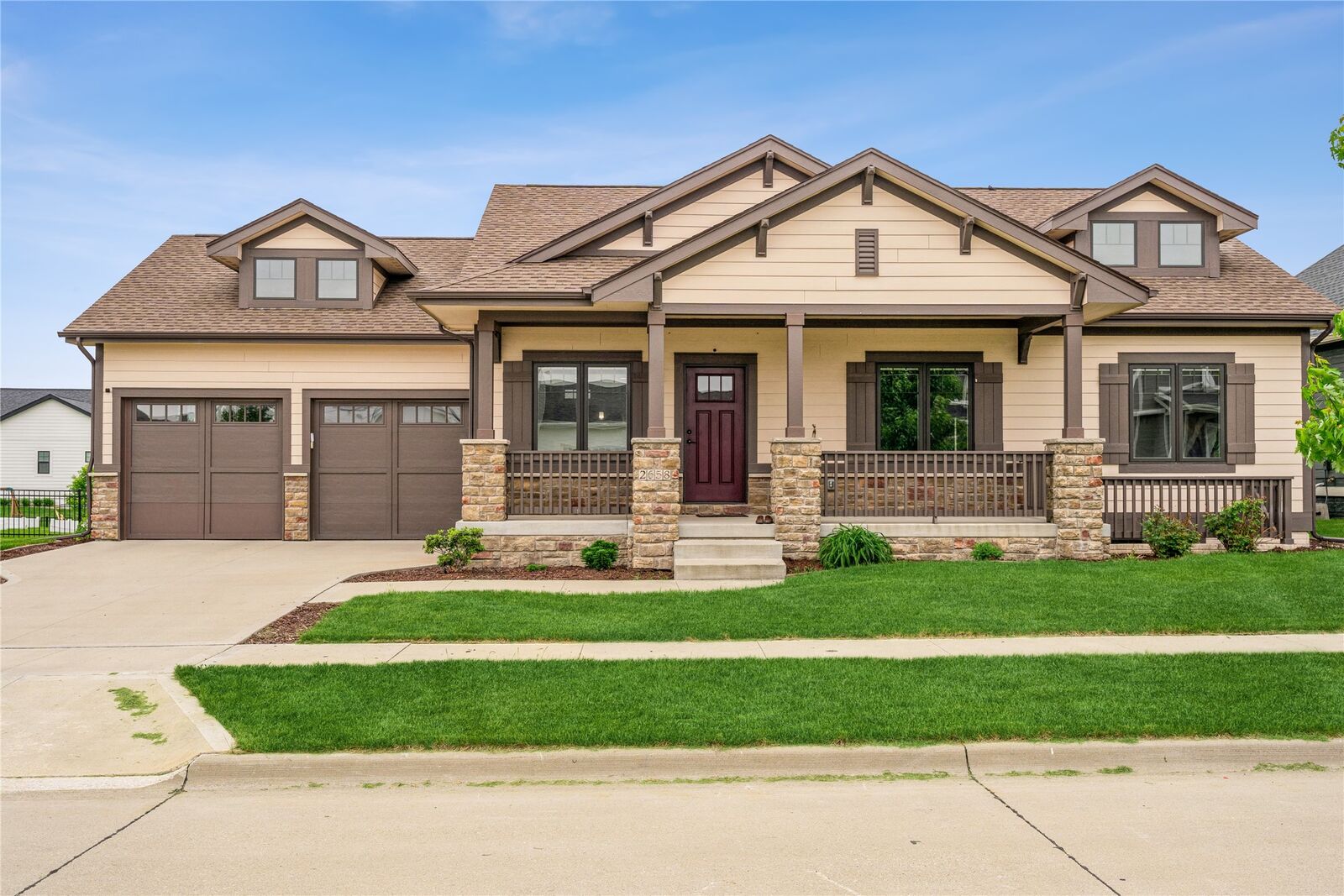 Property Photo: 2658 SW 20th Circle IA 50023