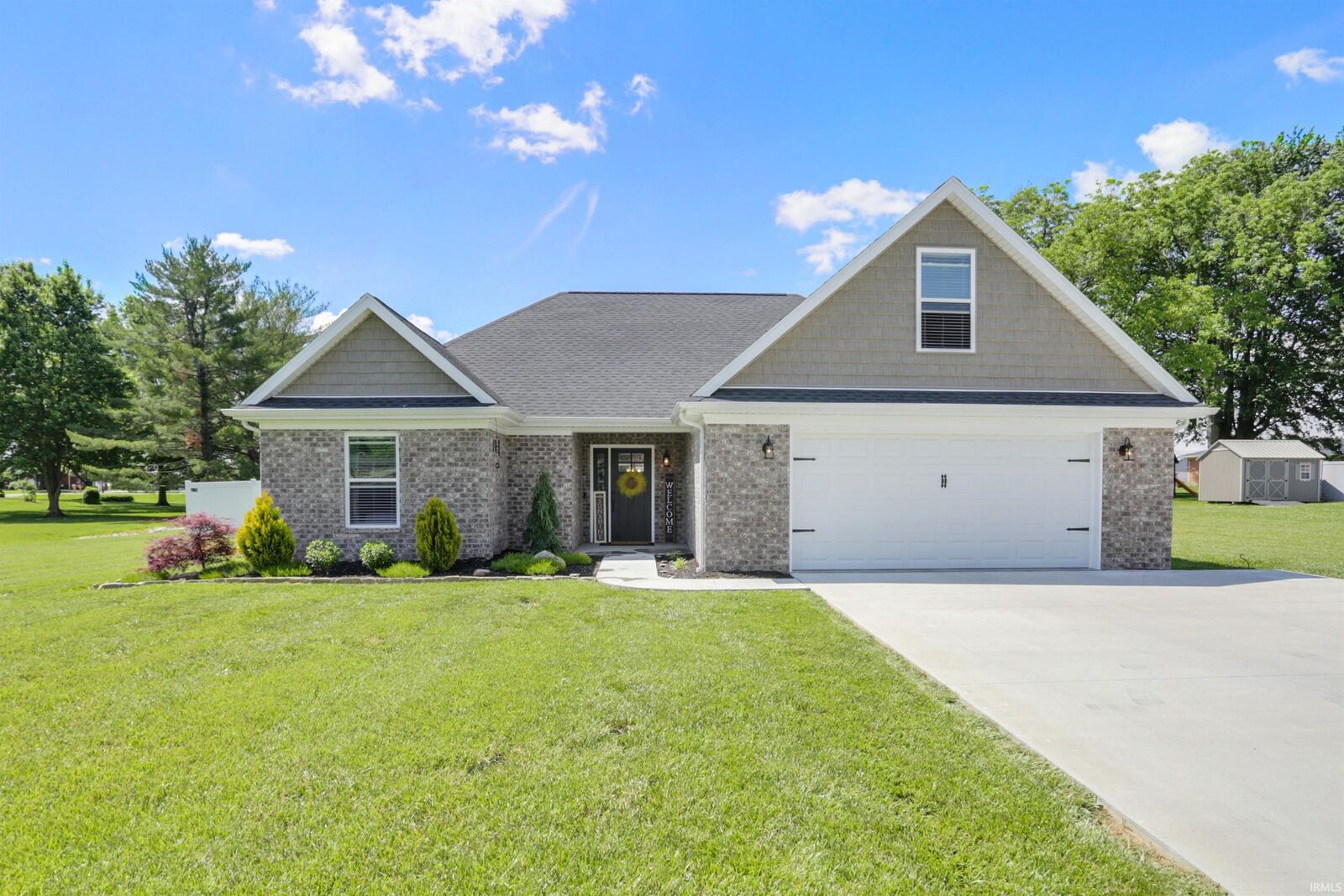 Property Photo:  606 W Elm Street  IN 47639 