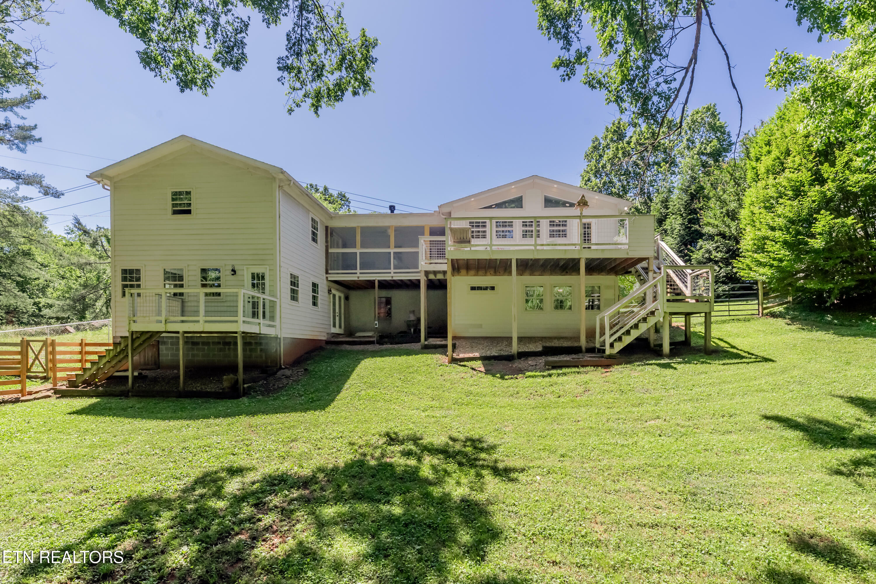 Property Photo:  1932 Duncan Rd  TN 37919 