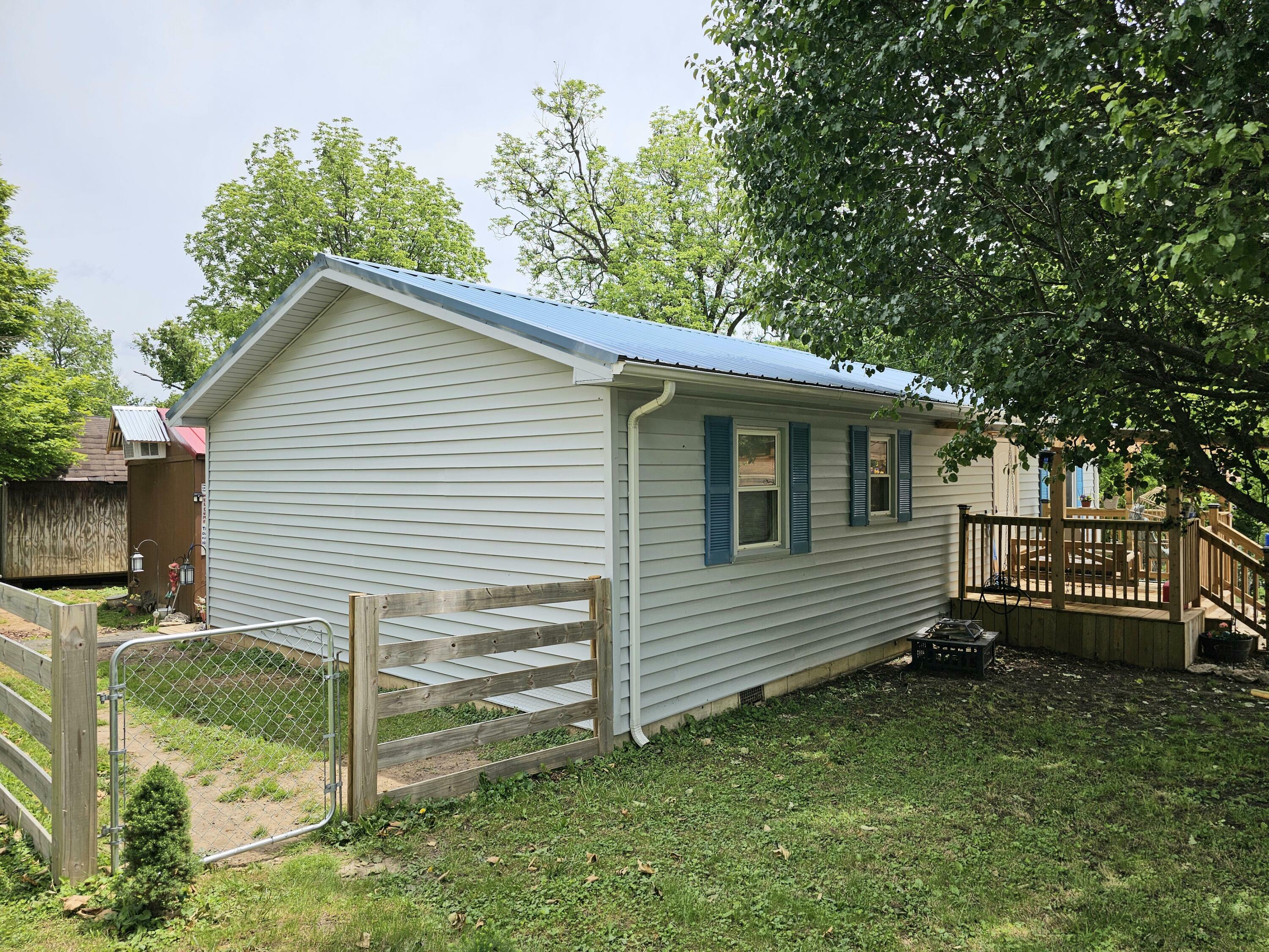 Property Photo: 270 Newcomb Avenue KY 40456