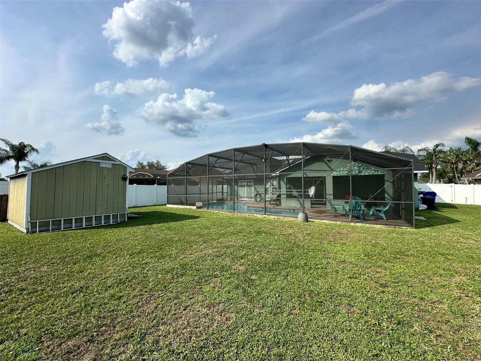 Property Photo: 2410 Sweetwater Boulevard FL 34772