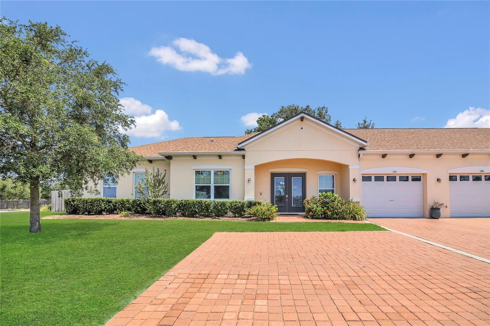 Property Photo:  2100 Shantiniketan Blvd  FL 32778 