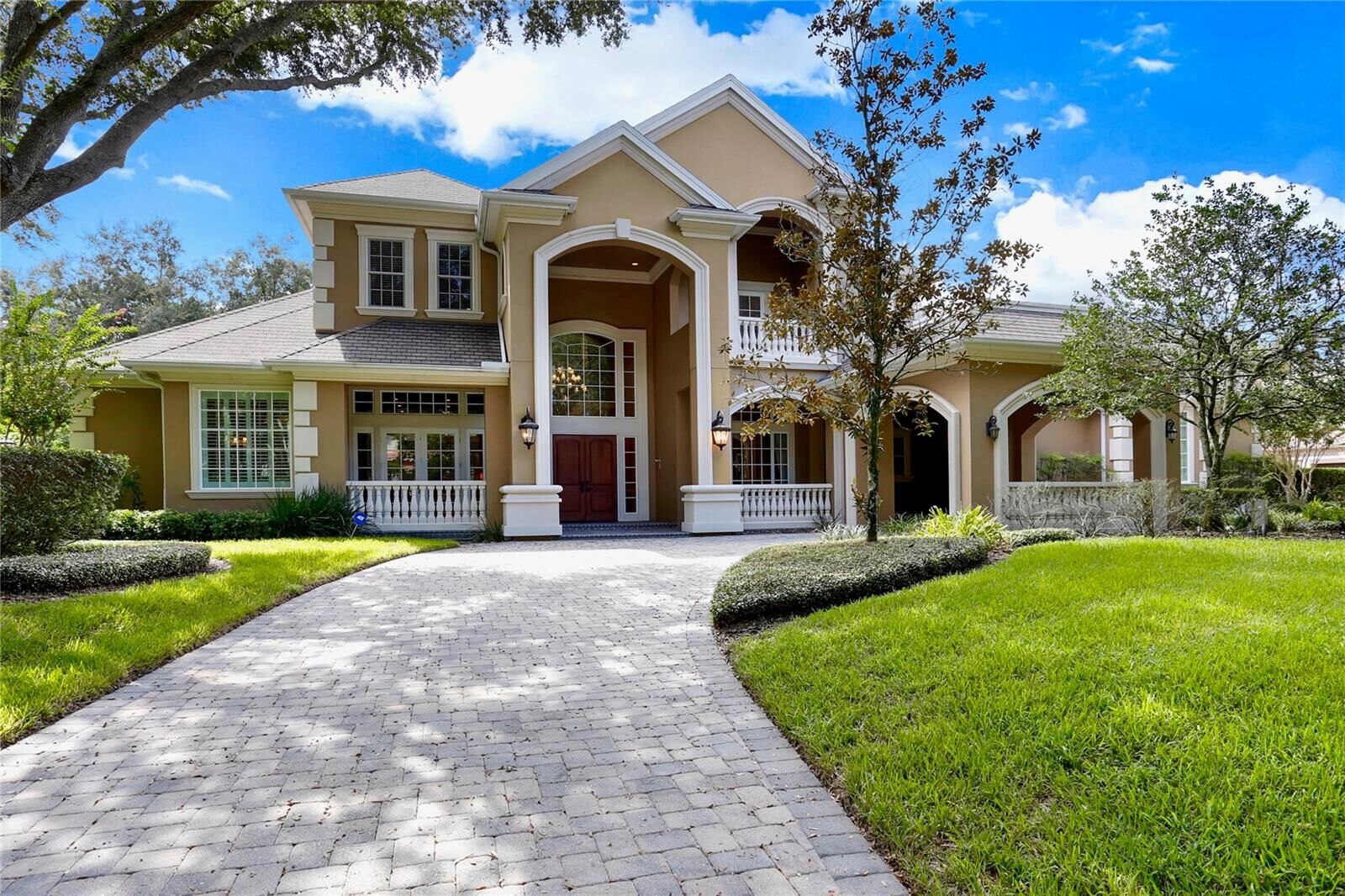 Property Photo:  704 Berrocales De Avila  FL 33613 