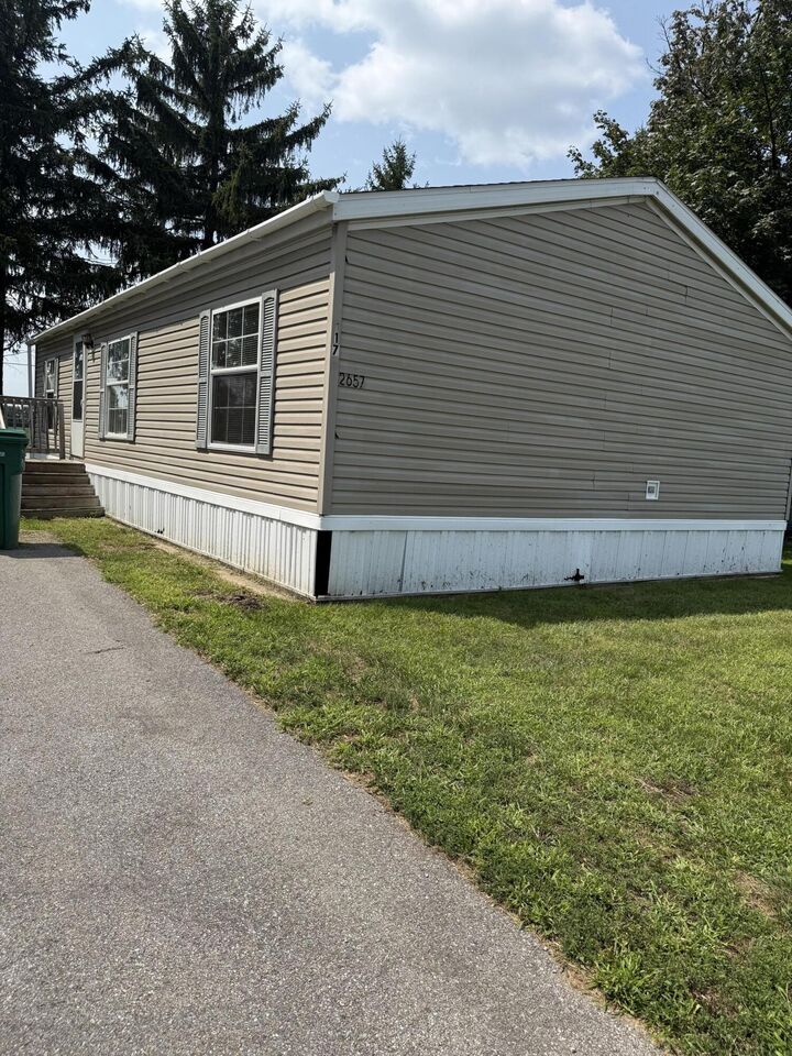Property Photo:  501 N US 131 Highway  MI 49099 