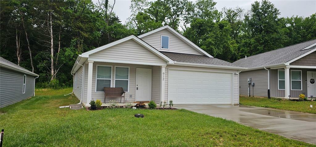Property Photo: 912 Osage Villa Court MO 63089