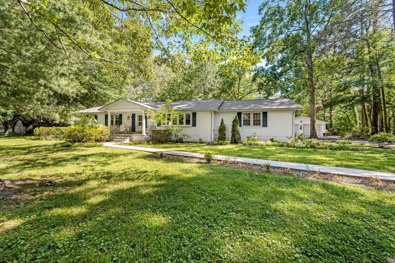 Property Photo:  404 Hood Drive  TN 37388 
