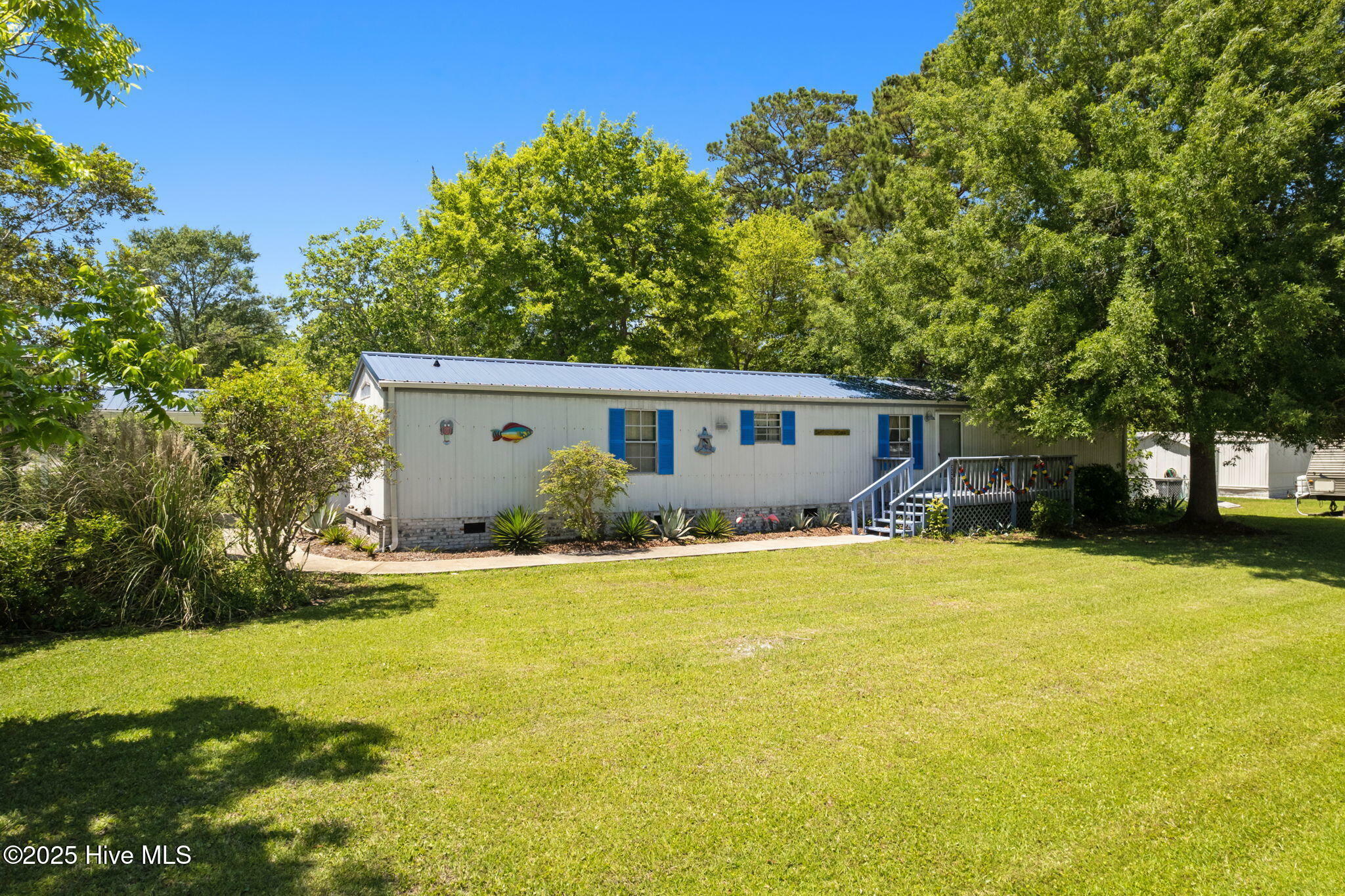 Property Photo:  2593 Pine Drive SW  NC 28462 