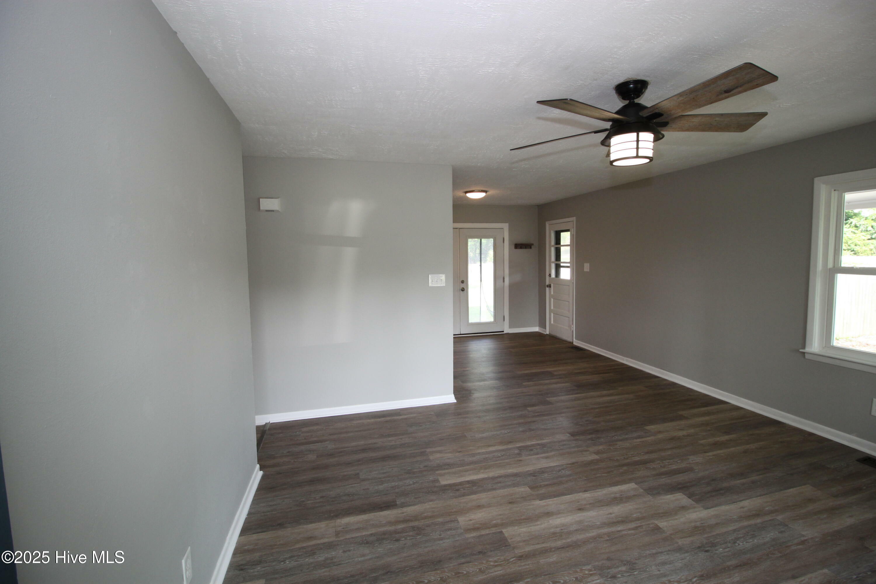 Property Photo: 114 Pinecone Lane NC 28532