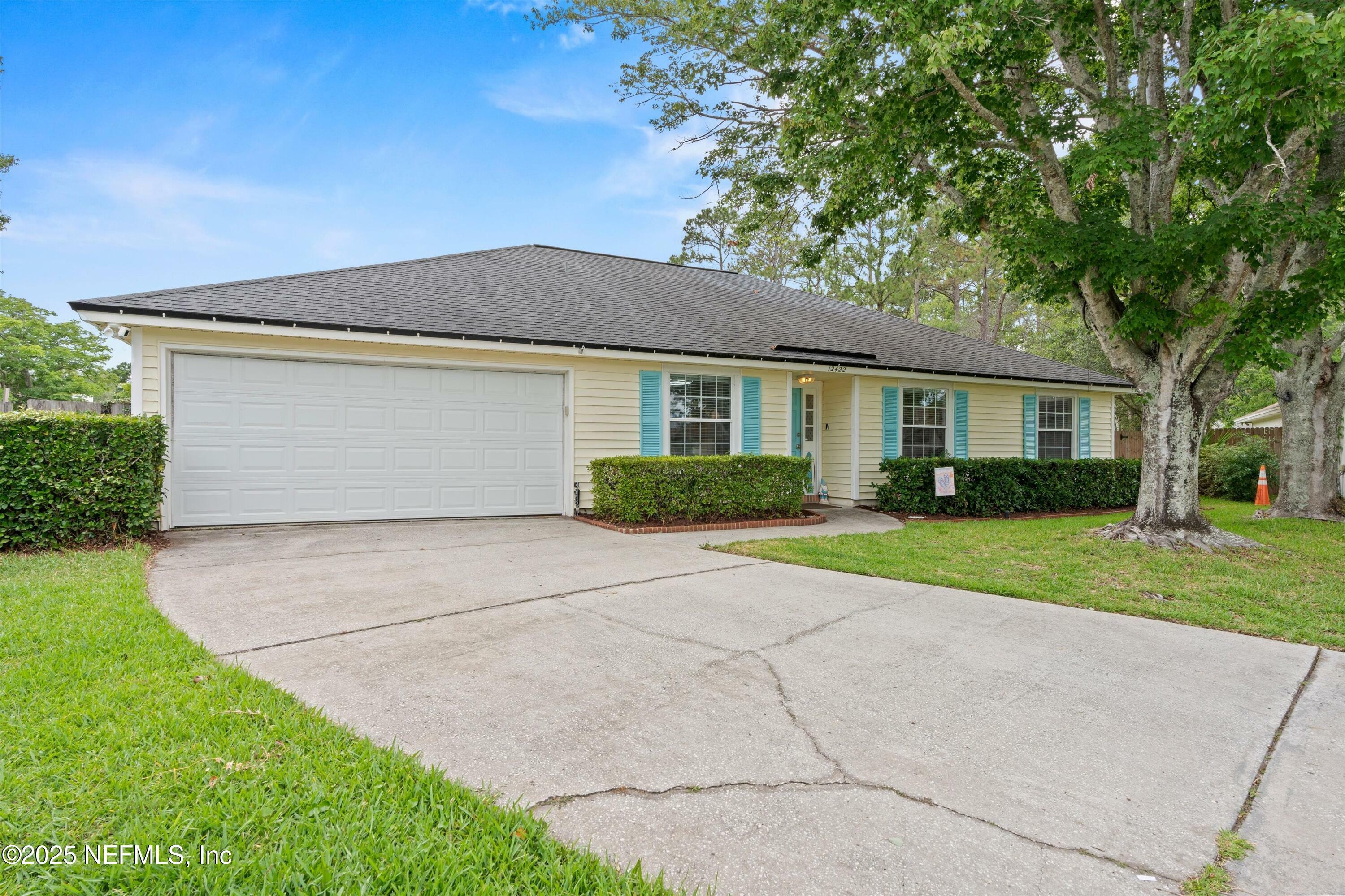Property Photo: 12422 Berry Patch Way FL 32225