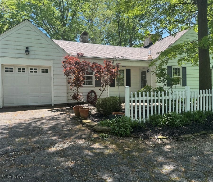 Property Photo: 2701 Columbia Road OH 44145