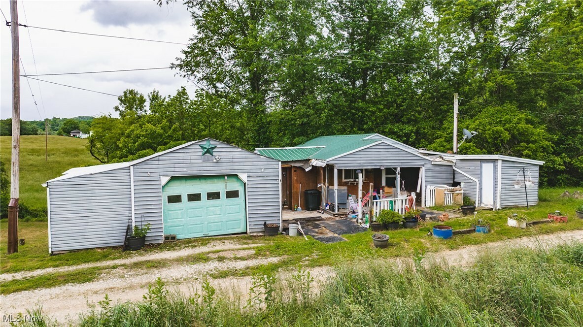 Property Photo: 51 Lock 3 Road WV 26143