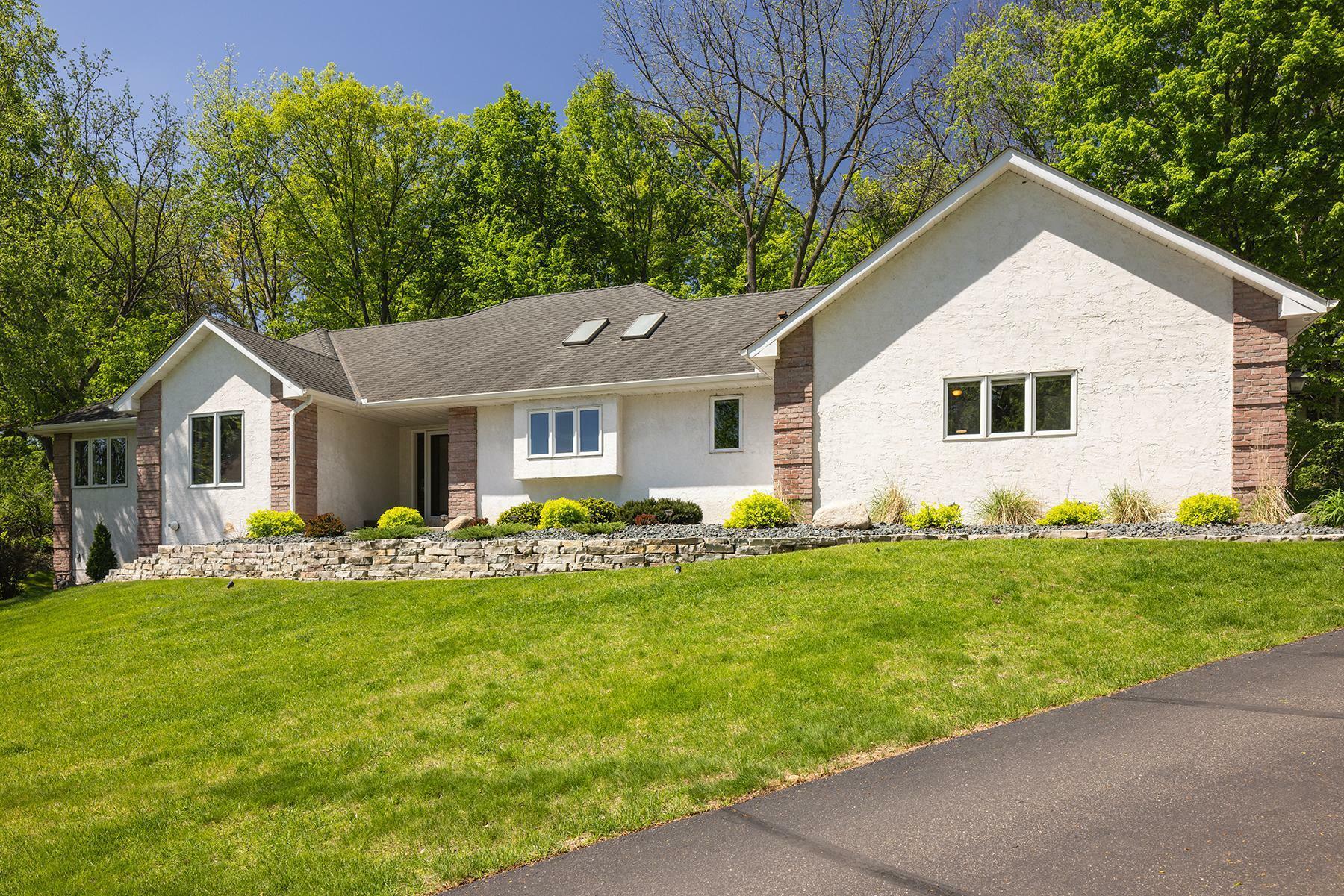 Property Photo: 5290 County Road 101 MN 55345