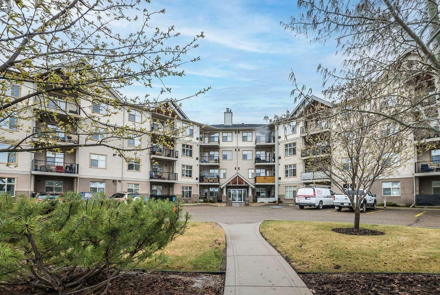 100 Lakeway Boulevard 307  Sylvan Lake AB T4S 0A4 photo
