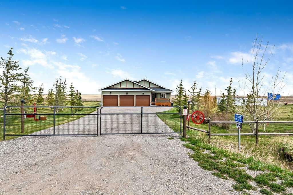 Property Photo: 193003 RR 261 AB T0L 0J0