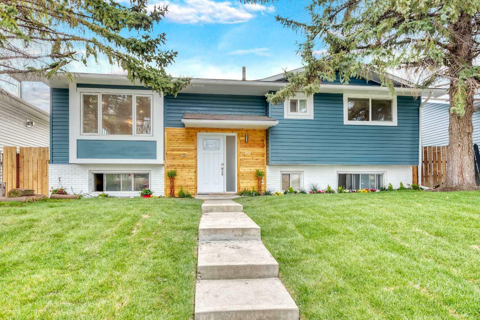 Property Photo: 751 Rundleridge Drive NE AB T1Y 2L1