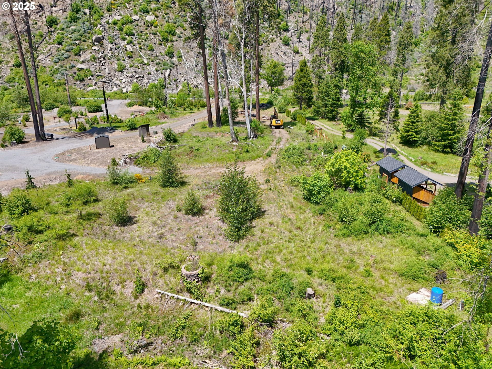 Property Photo: 52958 McKenzie Hwy OR 97413