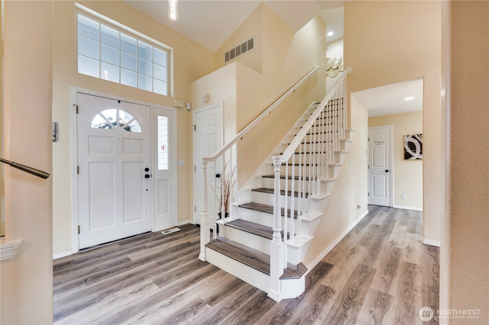 Property Photo: 31230 121st Lane SE B WA 98092