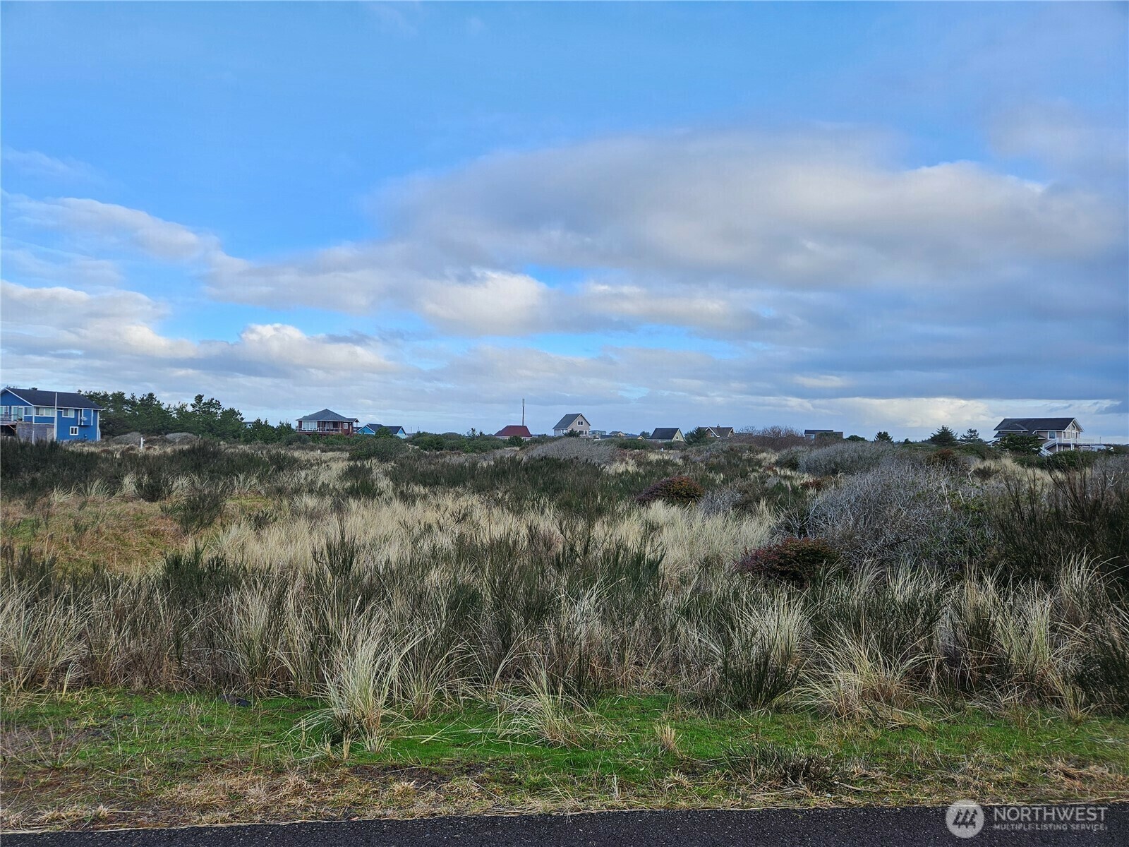 Property Photo: 1420 N Jetty Avenue SW WA 98569