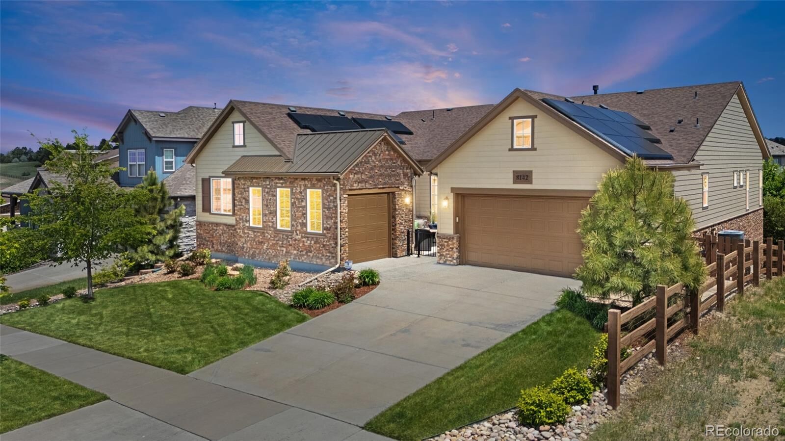 Property Photo: 8142 S Langdale Way CO 80016