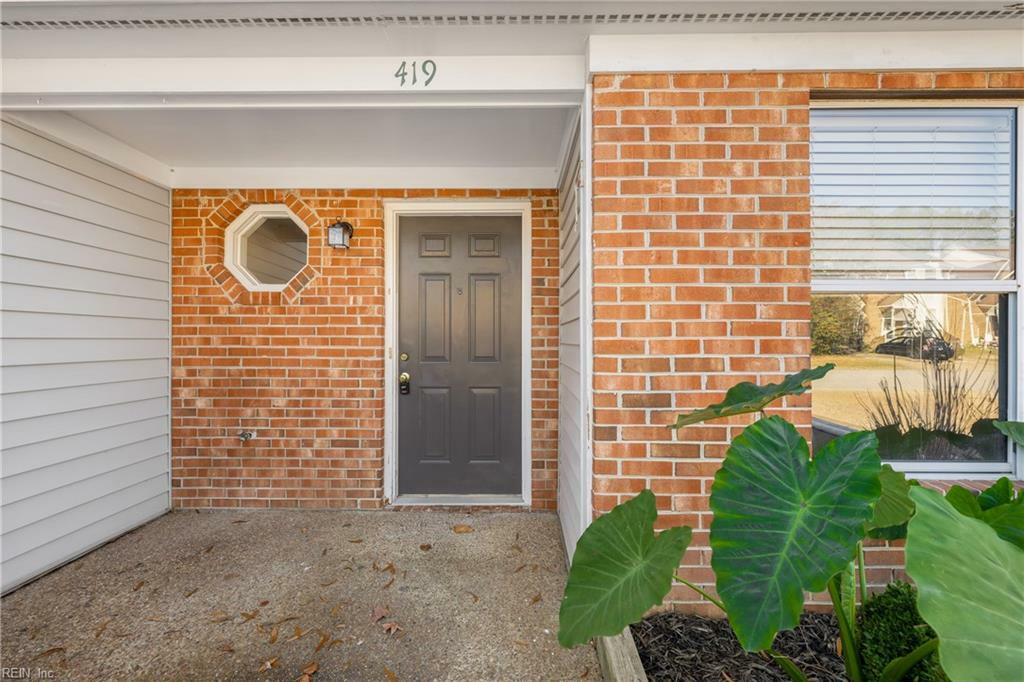 Property Photo:  419 Troon Chse  VA 23462 